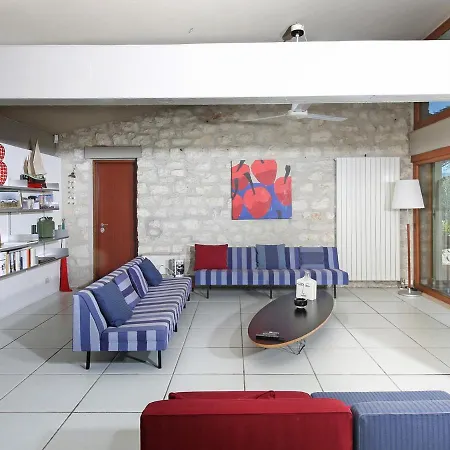 Sleeps 15 Pool Air Con Wifi * Montinelle