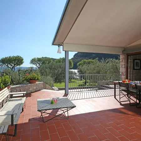 Sleeps 15 Pool Air Con Wifi Montinelle